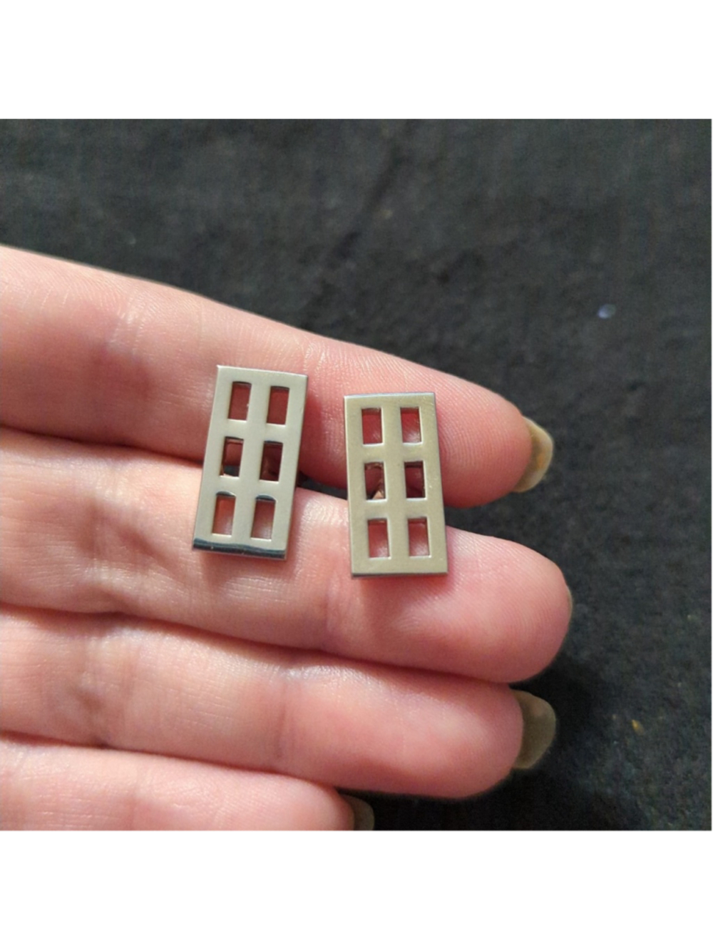 Silver Tone Rectangular Window Pane Grid Cufflinks - Picture 4 of 5